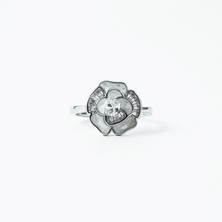 Twist Oval Cluster Ring