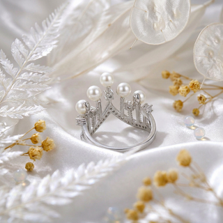 Pearl Fringe Crown Ring