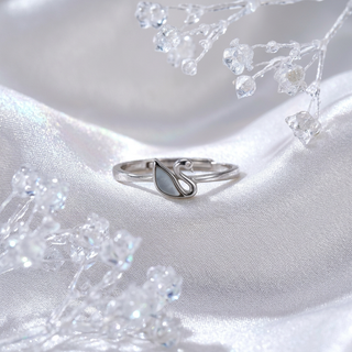 Duckling White Iridescent Fan Shell Ring