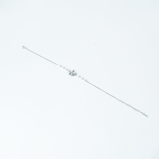 Sparkling Petal Pearl Bracelet