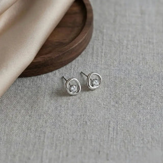 925 Sterling Silver Swirl Solitaire Stud Earrings with Delicate Swirl Design – Keyona Jewellery