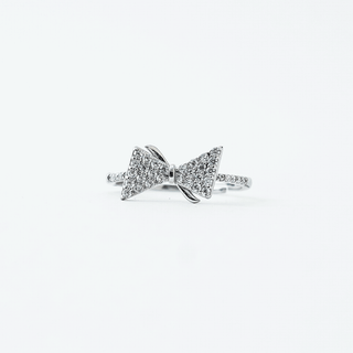 Pavé Bow Delicate Ring