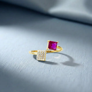 925 Sterling Silver Rose Baguette Solitaire Ring Close-up – Keyona Jewellery